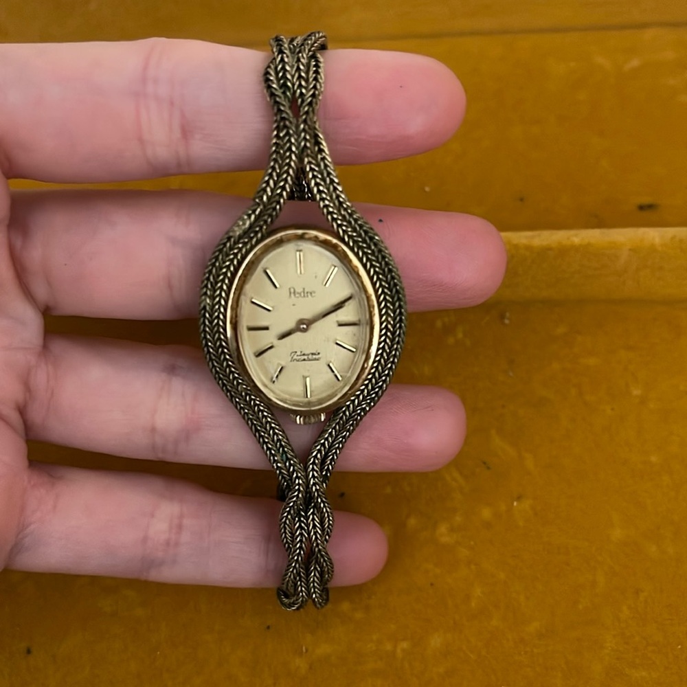 Vintage Watch - Pedro 17 Jewels Incabloc Gold Rope